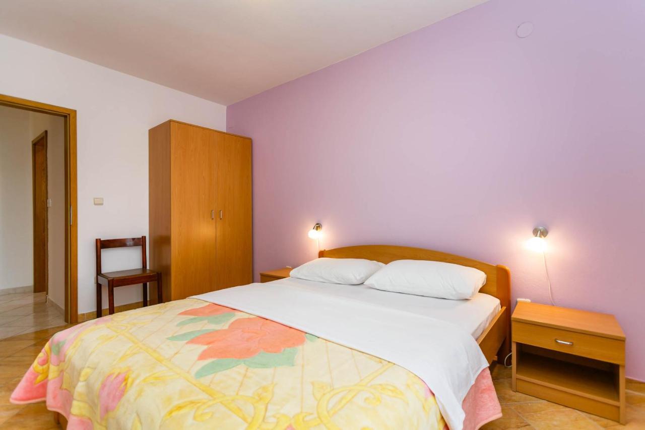 Apartmani Luka Kornić エクステリア 写真